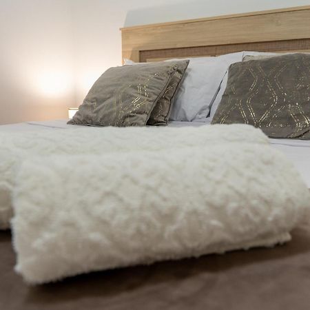 Apartamento Turistico Lux Center Valencia Luaran gambar
