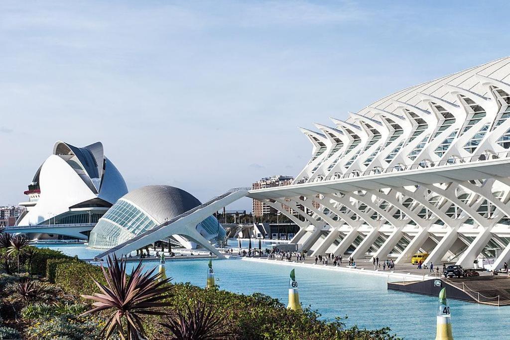 Apartamento Turistico Lux Center Valencia Luaran gambar