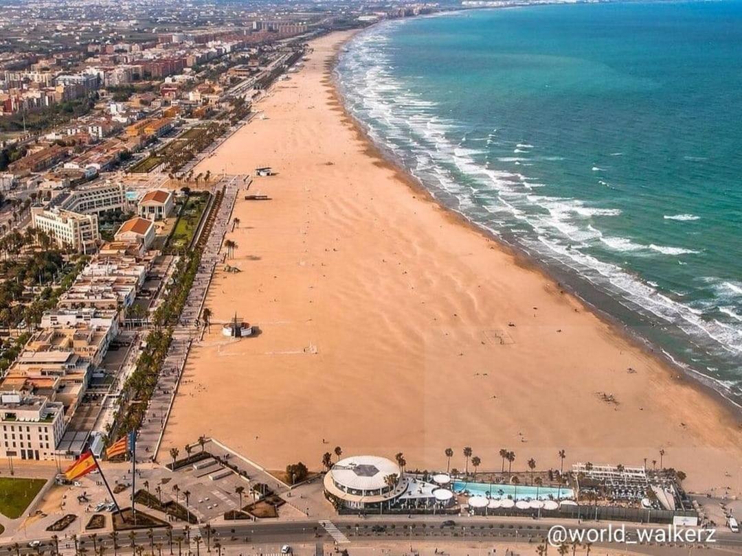 Apartamento Turistico Lux Center Valencia Luaran gambar