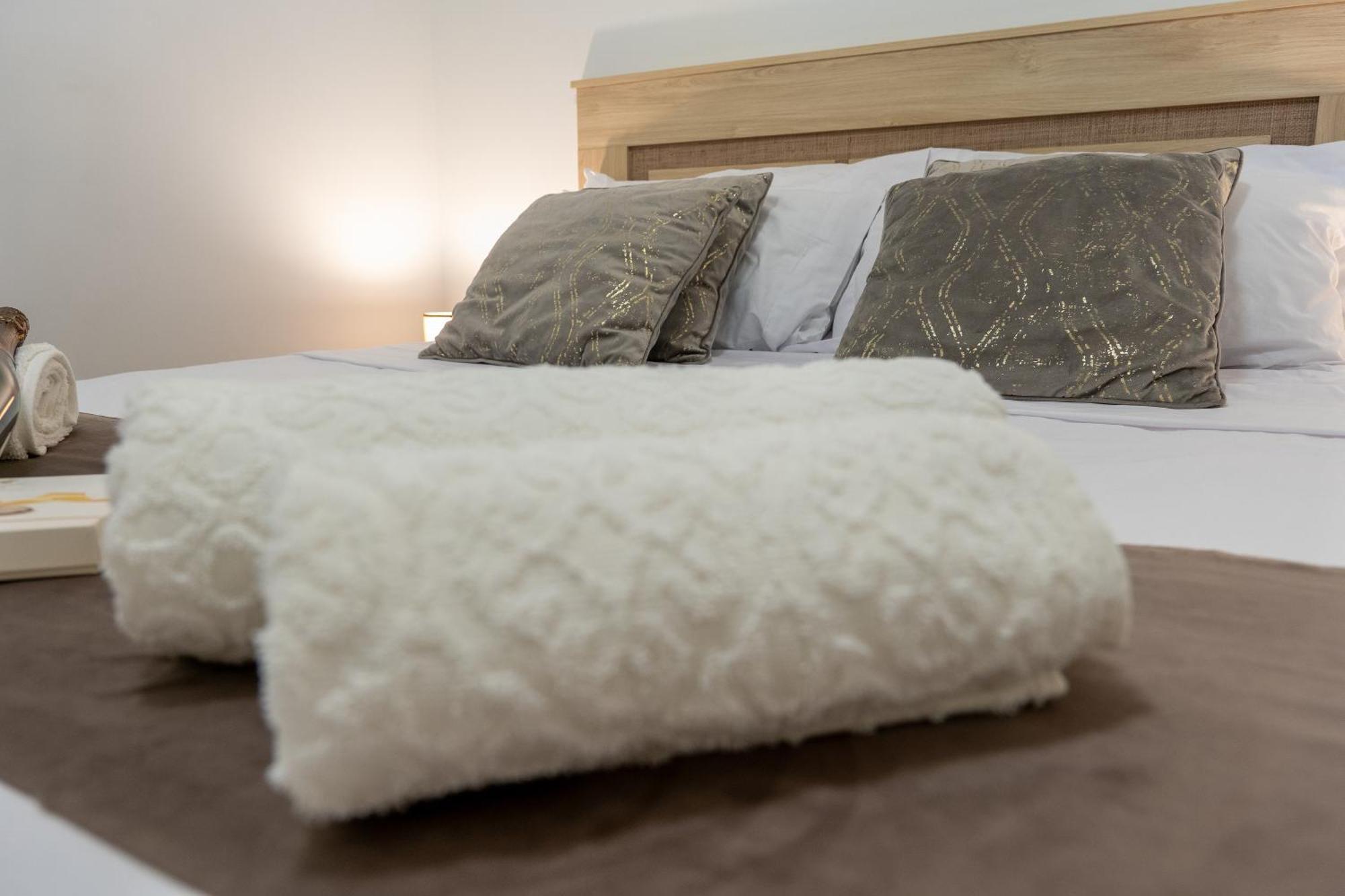 Apartamento Turistico Lux Center Valencia Luaran gambar